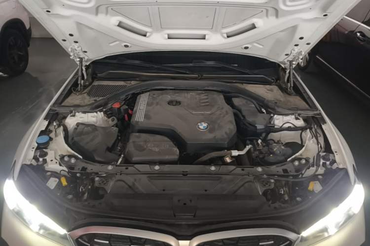 Used BMW 3 Series 2024 325Li M Sport Package Engine Bay