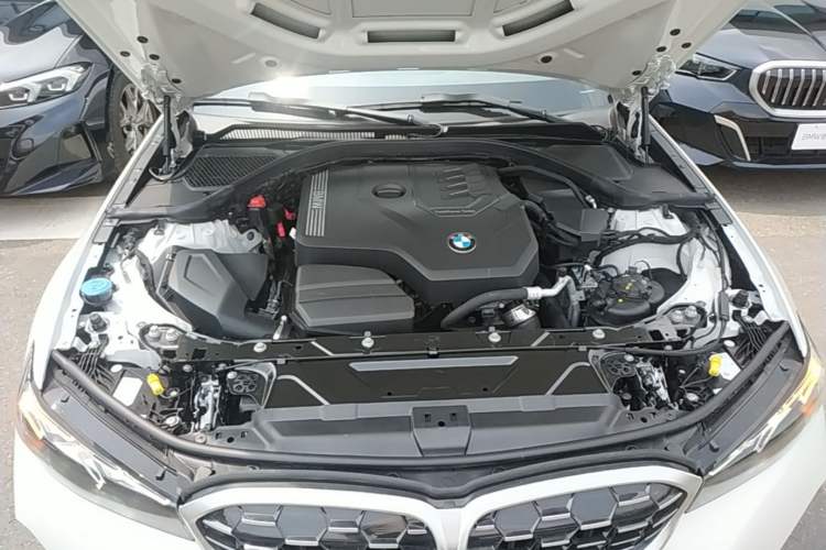 Used BMW 3 Series 2024 325Li M Sport Package Engine Bay