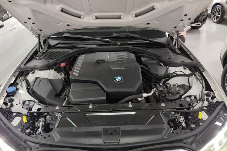 Used BMW 3 Series 2024 325Li M Sport Package Engine Bay