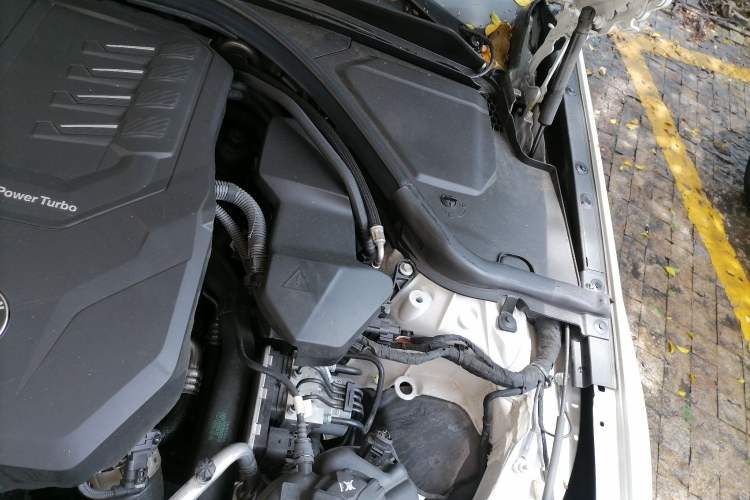 Used BMW 3 Series 2024 325Li M Sport Night Edition Package Engine Bay Left
