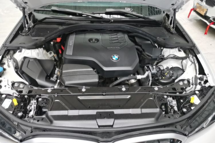 Used BMW 3 Series 2024 325i M Sport Package Engine Bay