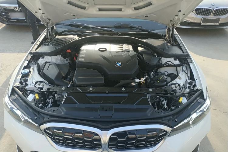Used BMW 3 Series 2024 325i M Sport Package Engine Bay