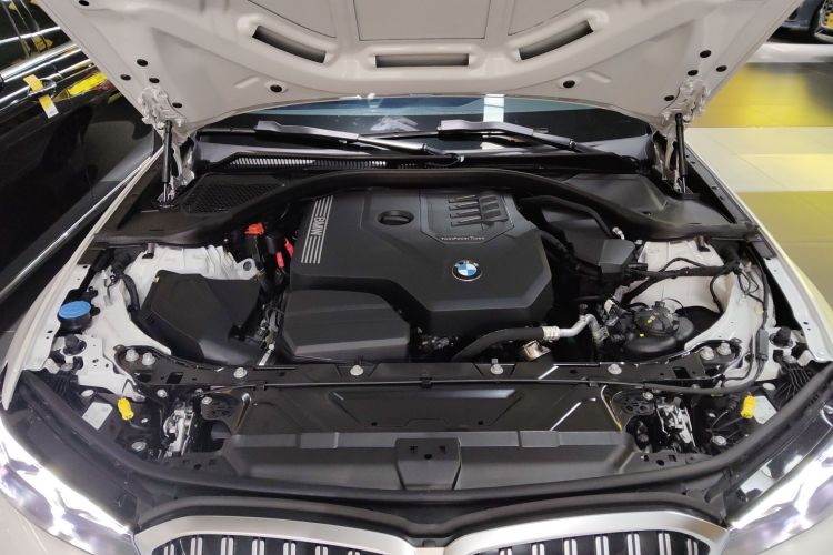 Used BMW 3 Series 2024 320Li M Sport Package Engine Bay