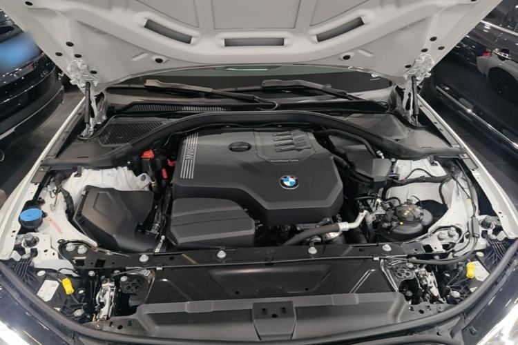 Used BMW 3 Series 2024 325i M Sport Night Edition Package Engine Bay