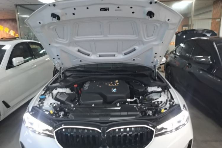 Used BMW 3 Series 2024 325Li M Sport Package Engine Bay