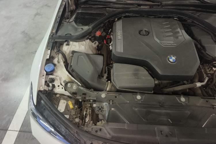 Used BMW 3 Series 2024 330Li M Sport Night Edition Package Engine Bay Right