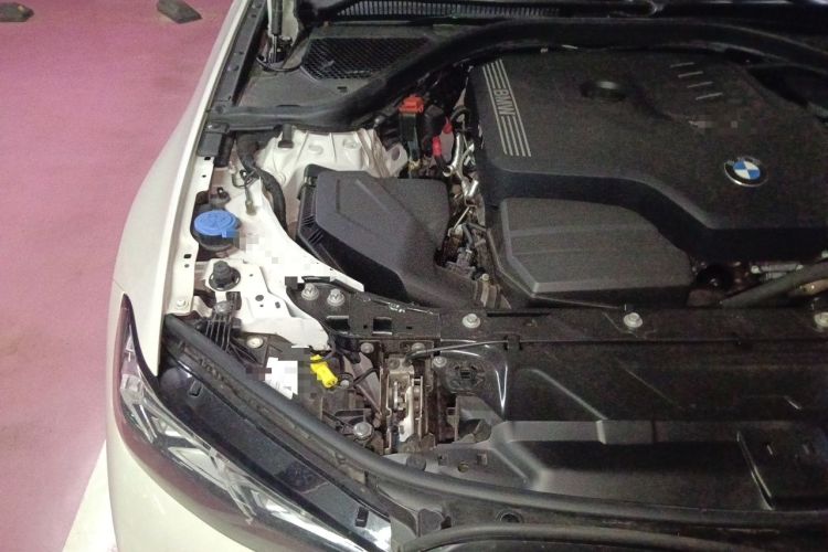 Used BMW 3 Series 2024 325i M Sport Night Edition Package Engine Bay Right