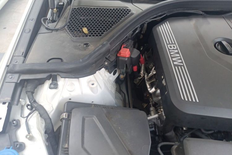 Used BMW 3 Series 2024 325Li M Sport Package Engine Bay Right