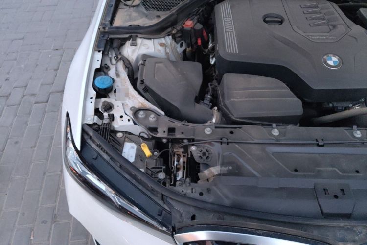 Used BMW 3 Series 2024 325i M Sport Package Engine Bay Right