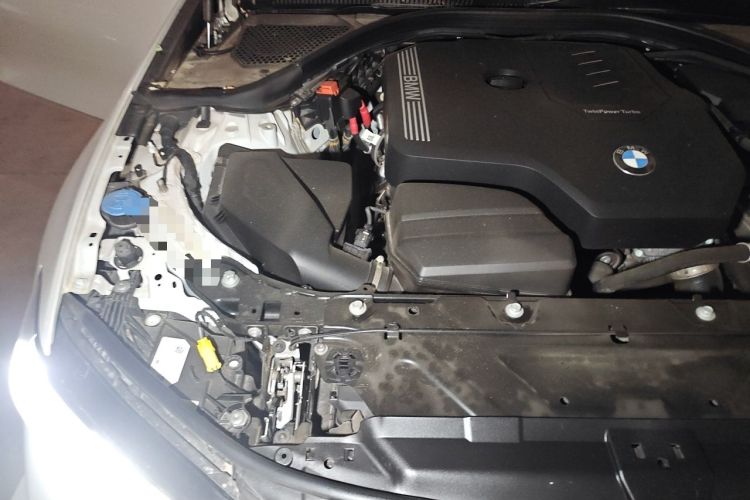 Used BMW 3 Series 2024 325i M Sport Package Engine Bay Right
