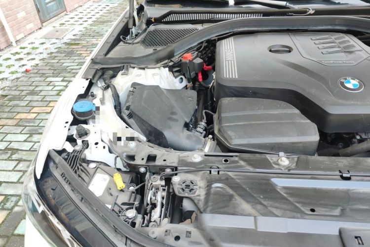 Used BMW 3 Series 2024 325Li M Sport Package Engine Bay Right