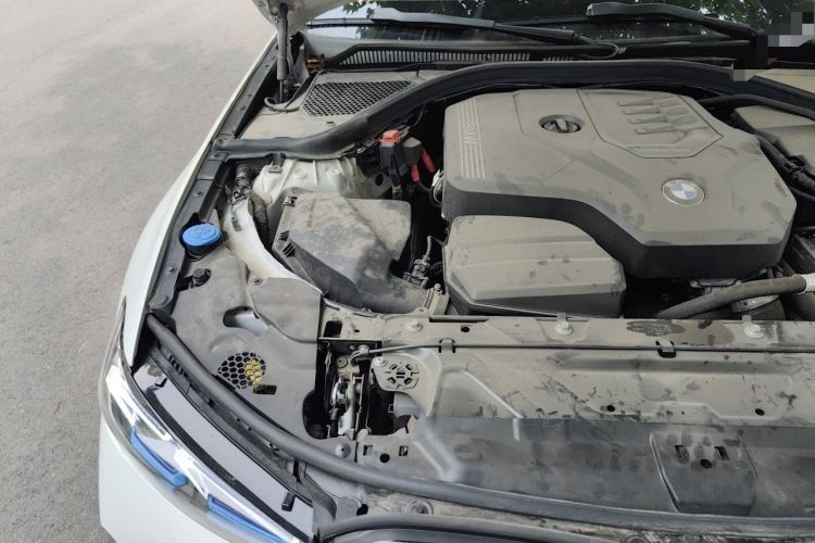 Used BMW 3 Series 2024 325i M Sport Night Edition Package Engine Bay Right
