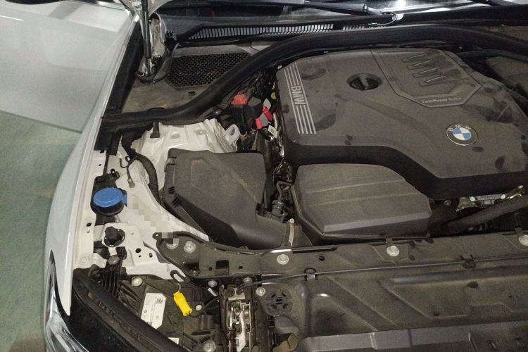 Used BMW 3 Series 2024 325Li M Sport Package Engine Bay Right