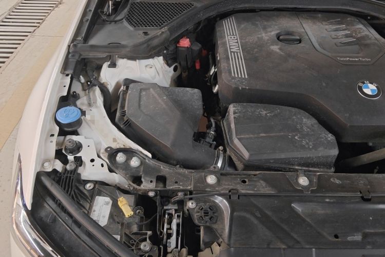 Used BMW 3 Series 2024 325Li M Sport Package Engine Bay Right