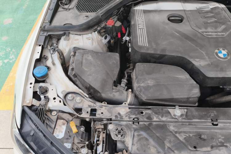 Used BMW 3 Series 2024 325Li M Sport Package Engine Bay Right