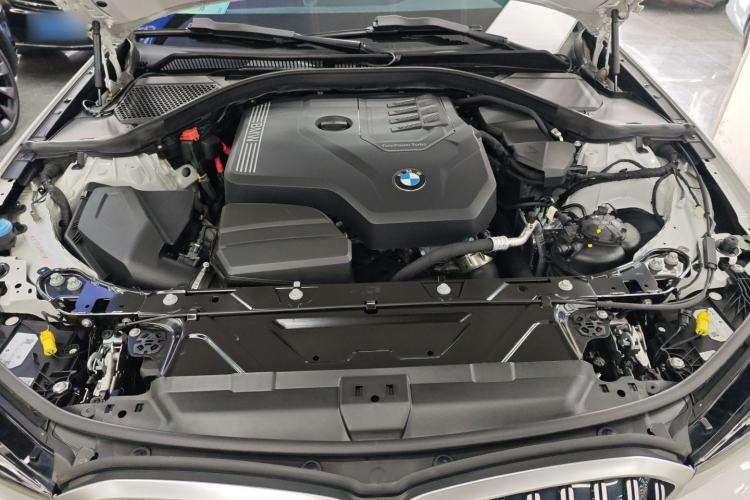 Used BMW 3 Series 2024 320i M Sport Package Engine Bay