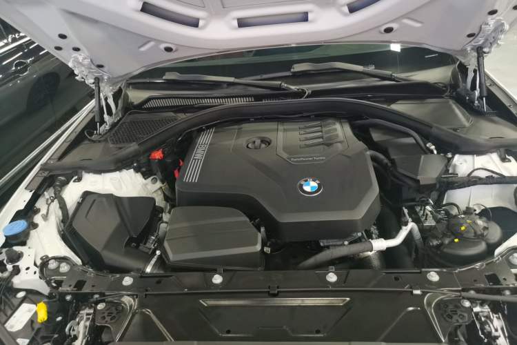 Used BMW 3 Series 2024 325Li M Sport Package Engine Bay