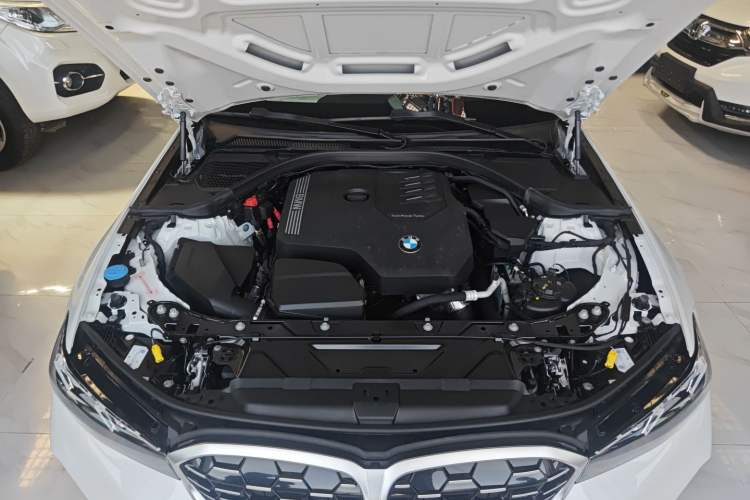 Used BMW 3 Series 2024 325Li M Sport Package Engine Bay