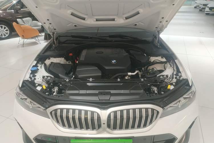 Used BMW 3 Series 2024 325Li M Sport Package Engine Bay