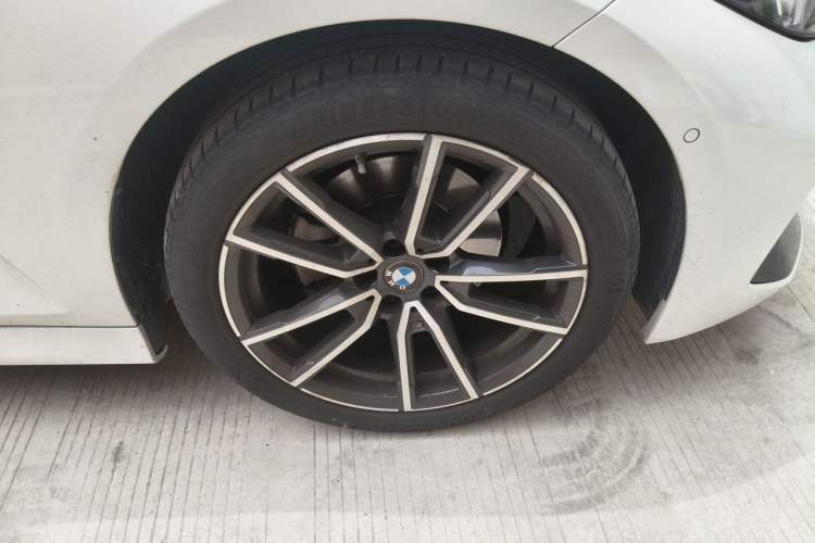 Used BMW 3 Series 2024 325Li M Sport Package Exterior 1