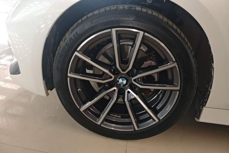 Used BMW 3 Series 2024 320i M Sport Package Exterior 2