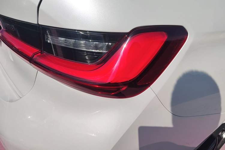 Used BMW 3 Series 2024 325i M Sport Night Edition Package Exterior 3