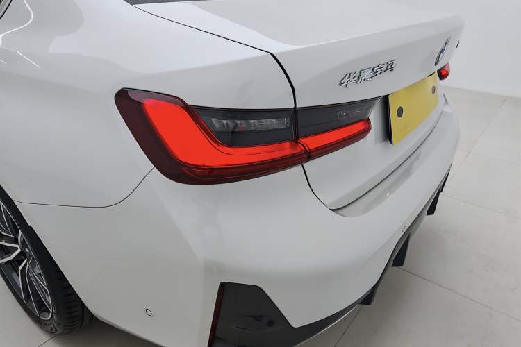 Used BMW 3 Series 2024 325Li M Sport Package Exterior 3