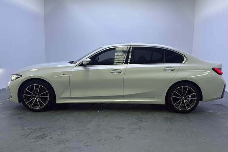 Used BMW 3 Series 2024 325Li M Sport Package Exterior 3