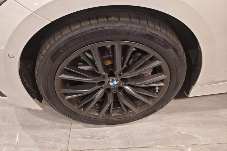 Used BMW 3 Series 2024 330i M Sport Night Edition Package Exterior 3