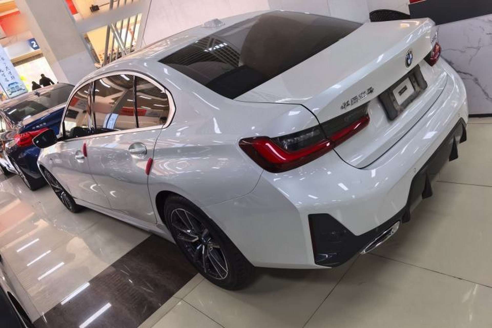 Used BMW 3 Series 2024 320Li M Sport Package Exterior 3