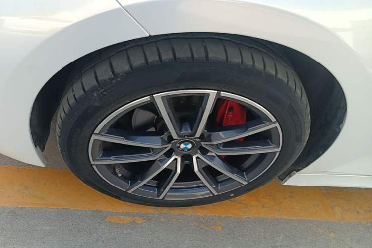 Used BMW 3 Series 2024 325Li M Sport Package Exterior 4