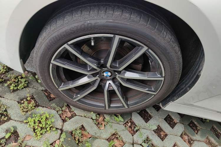 Used BMW 3 Series 2024 320Li M Sport Package Exterior 4