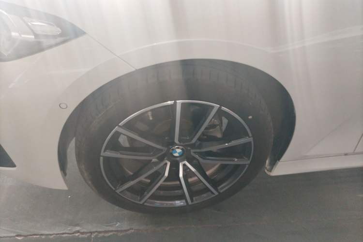 Used BMW 3 Series 2024 325Li M Sport Package Exterior 4