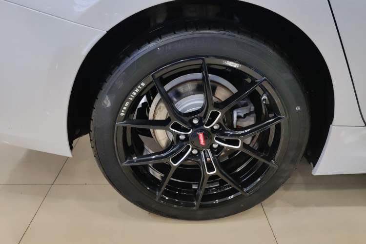 Used BMW 3 Series 2024 325Li M Sport Package Exterior 5