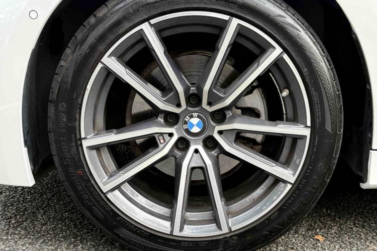Used BMW 3 Series 2024 325Li M Sport Package Exterior 6