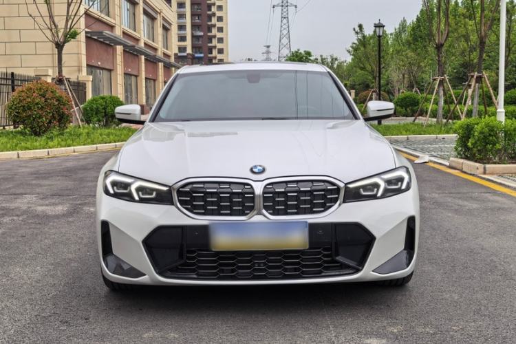 Used BMW 3 Series 2024 320i M Sport Package Exterior 6