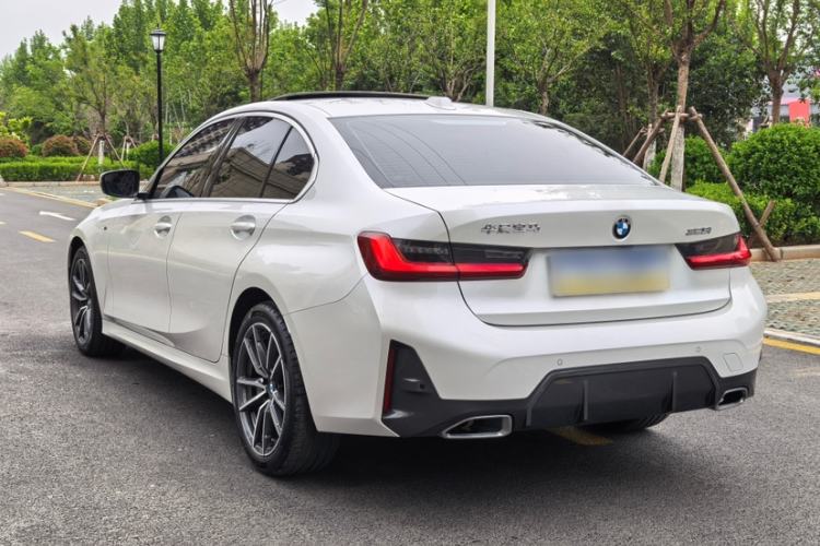 Used BMW 3 Series 2024 320i M Sport Package Exterior 8