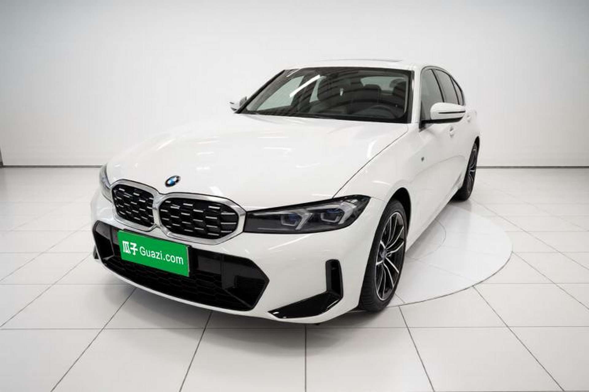 Used BMW 3 Series 2024 325Li M Sport Package Front Left 45 Deg
