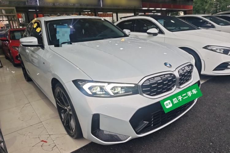Used BMW 3 Series 2024 325i M Sport Package Front Right 45 Deg