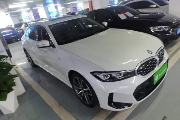 Used BMW 3 Series 2024 325Li M Sport Package Front Right 45 Deg