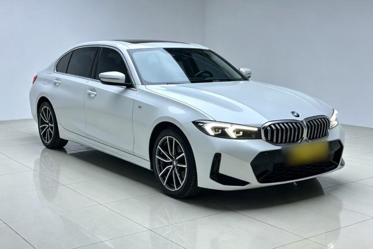 Used BMW 3 Series 2024 320Li M Sport Package Front Right 45 Deg