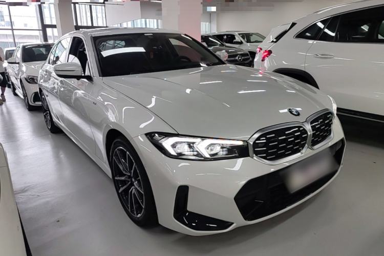 Used BMW 3 Series 2024 325Li M Sport Package Front Right 45 Deg