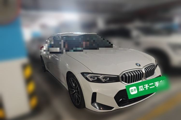 Used BMW 3 Series 2024 320Li M Sport Package Front Right 45 Deg