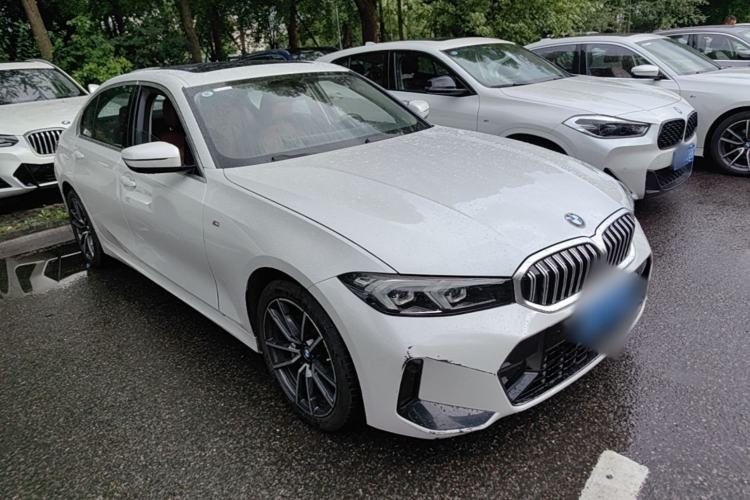 Used BMW 3 Series 2024 320Li M Sport Package Front Right 45 Deg