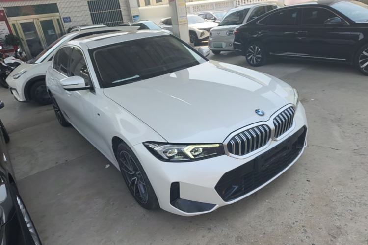 Used BMW 3 Series 2024 320Li M Sport Package Front Right 45 Deg