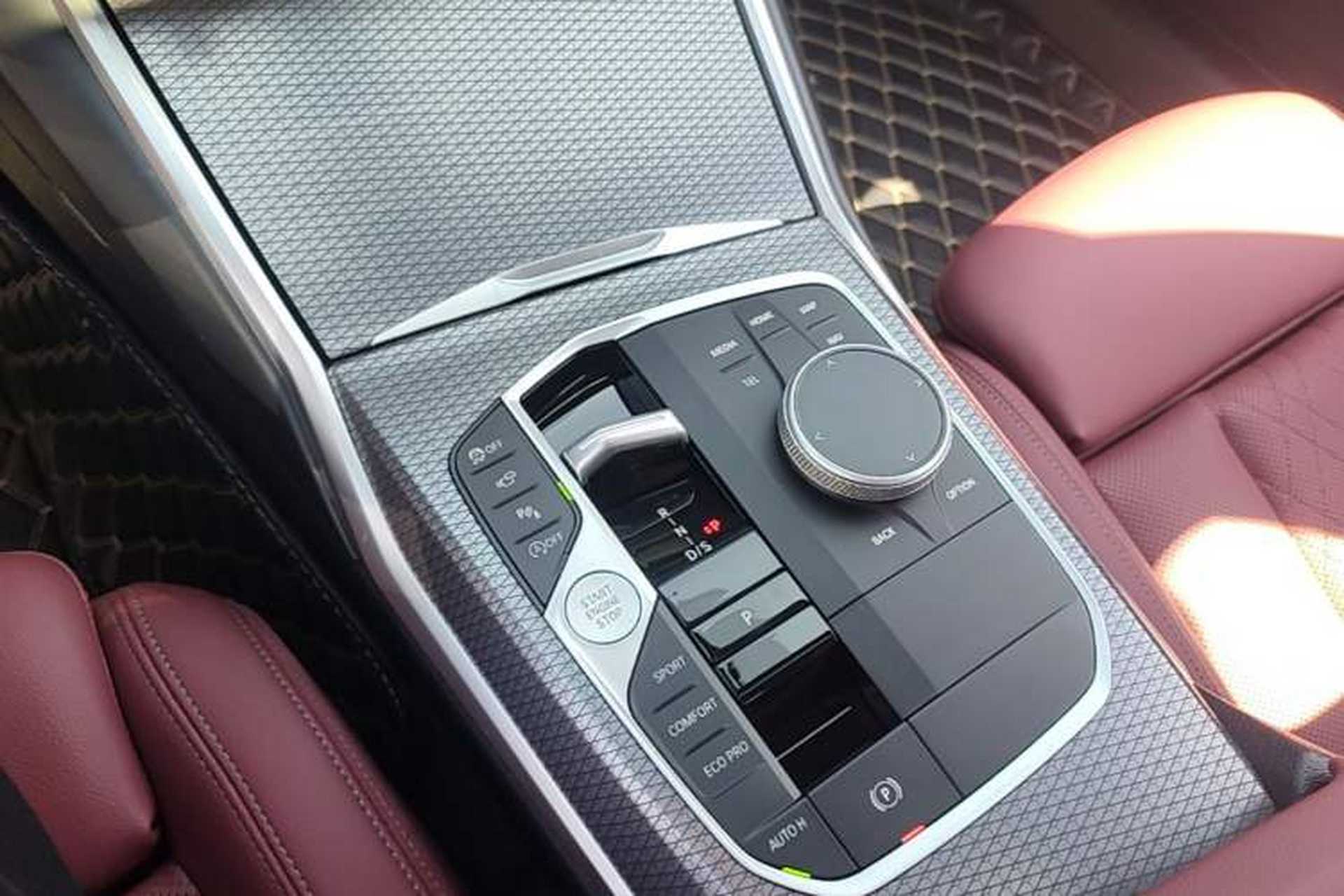Used BMW 3 Series 2024 325i M Sport Night Edition Package Gear Lever