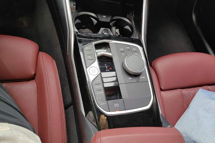 Used BMW 3 Series 2024 320Li M Sport Package Gear Lever