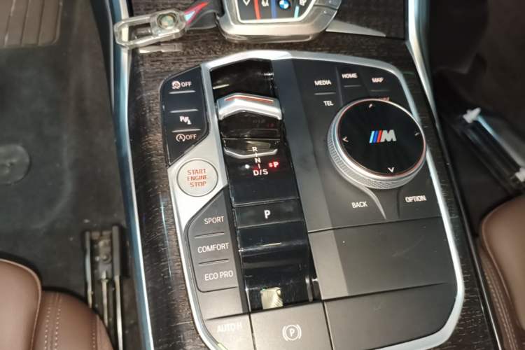 Used BMW 3 Series 2024 325Li M Sport Package Gear Lever