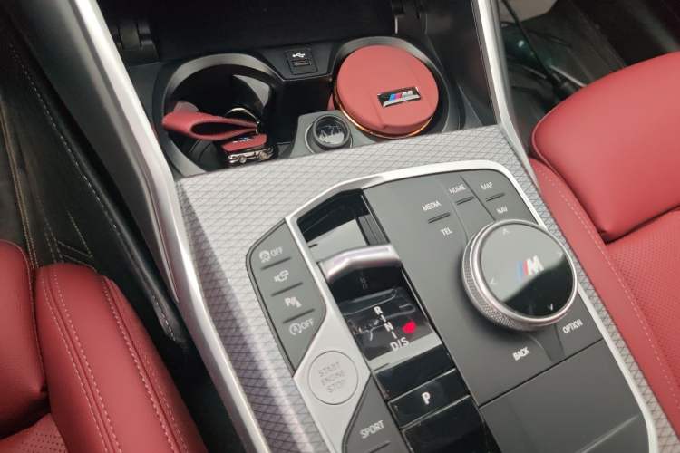Used BMW 3 Series 2024 325i M Sport Night Edition Package Gear Lever