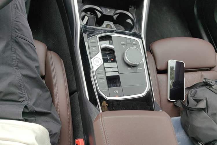 Used BMW 3 Series 2024 320Li M Sport Package Gear Lever